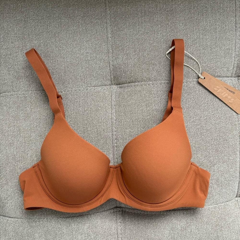 Skims Fits Everybody Full Coverage Bra Bronze - Picture 4 of 8